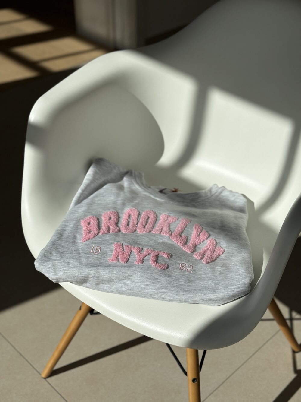 Sweatshirt PARIS-BROOKLYN – Bild 2