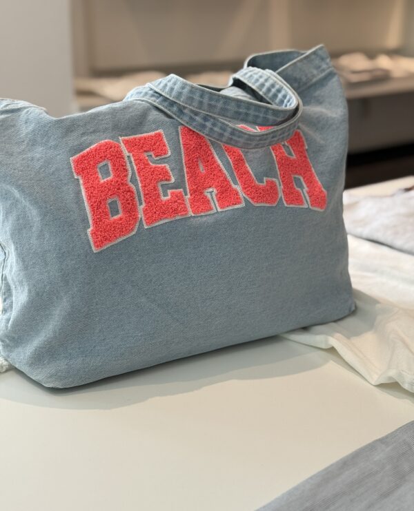 Tasche Beach
